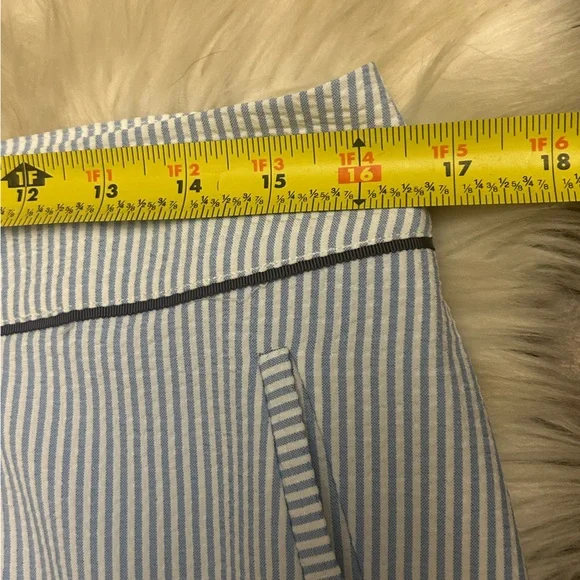 TUCKERNUCK RENWICK Periwinkle and White Seersucker Skort - Picture 16 of 16